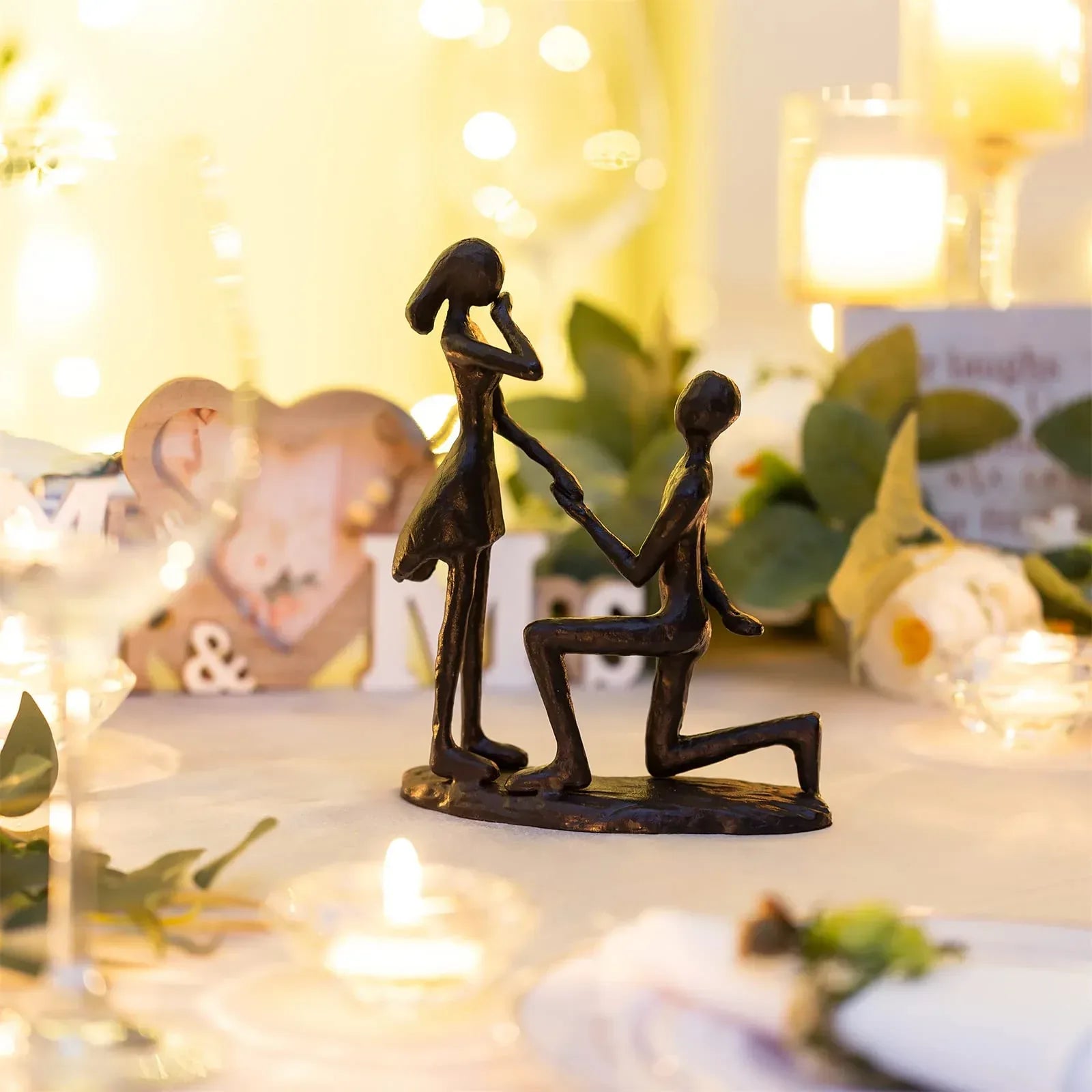 Sziqiqi Anniversary Wedding Gifts for Couple: 6th Anniversary Iron Gifts for Him Her Women Couples - 6 Year Wedding Gift for Christmas Valentines Birthday - Couple Dancing Figurines - Unique Gift Market