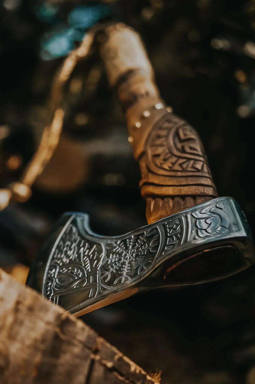 Poshland AX-7001 Custom Gift Forged Carbon Steel Viking Axe with Rose Wood Shaft, Double Edge Axe - Unique Gift Market