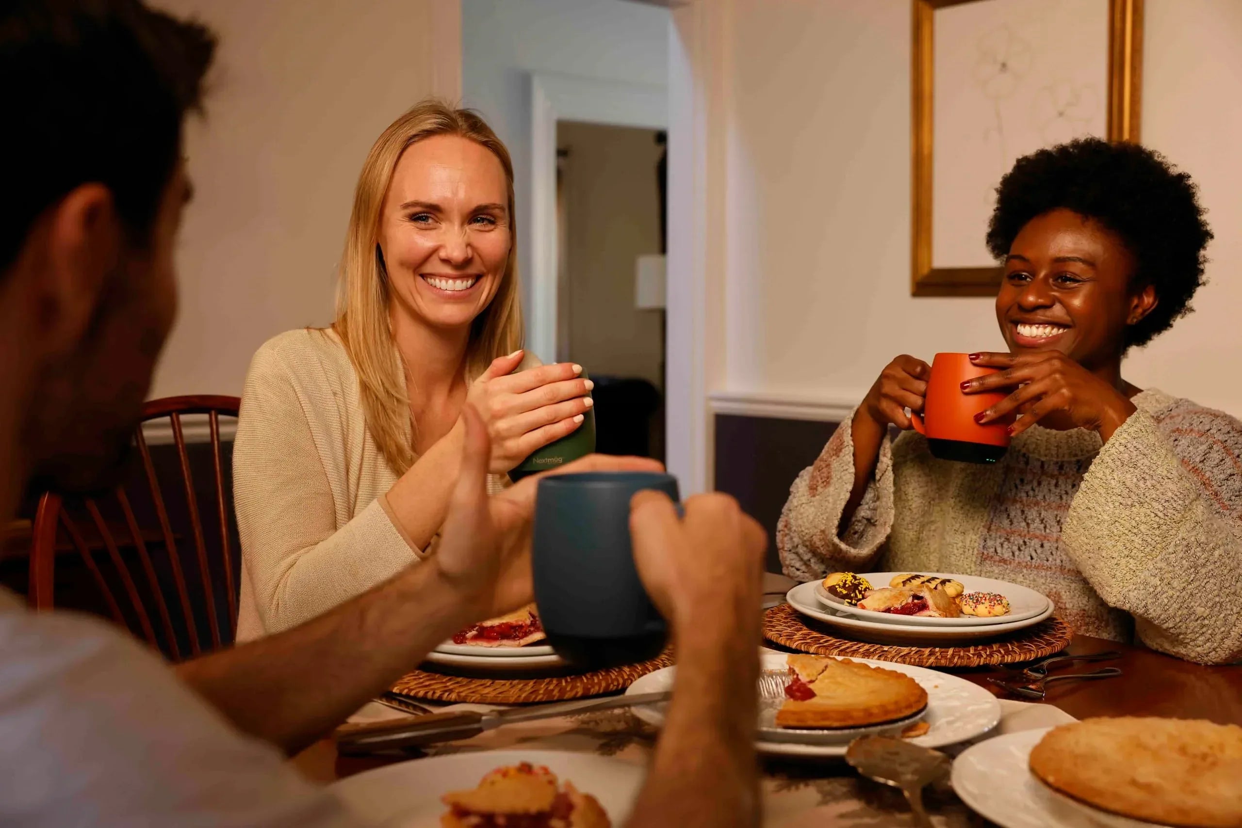 Nextmug - Temperature-Controlled, Self-Heating Coffee Mug (Black - 14 oz.) - Unique Gift Market