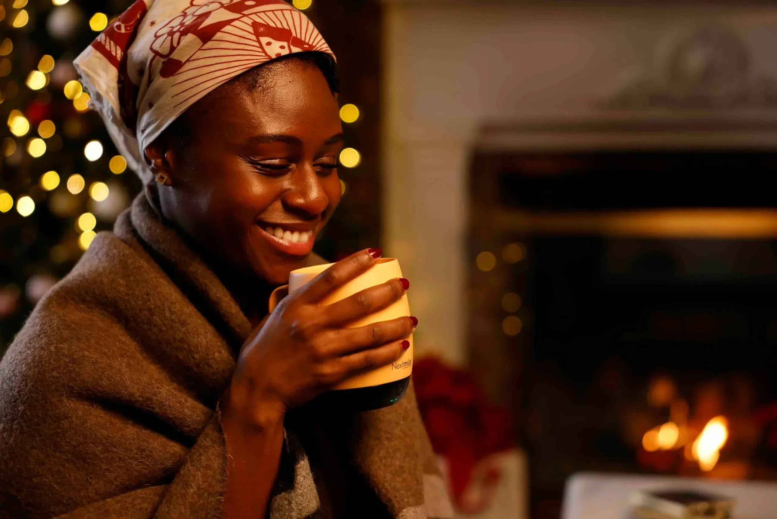Nextmug - Temperature-Controlled, Self-Heating Coffee Mug (Black - 14 oz.) - Unique Gift Market